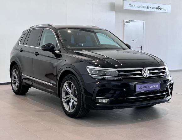 Volkswagen Tiguan II с пробегом 2018 года, цена 2 350 000 рублей, 189838 км, внедорожник, Автокод Объявления