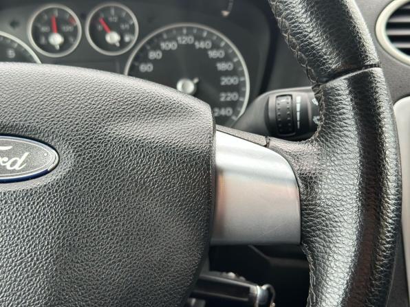 Ford Focus II с пробегом 2006 года, цена 490 000 рублей, 244000 км, хэтчбек, Автокод Объявления