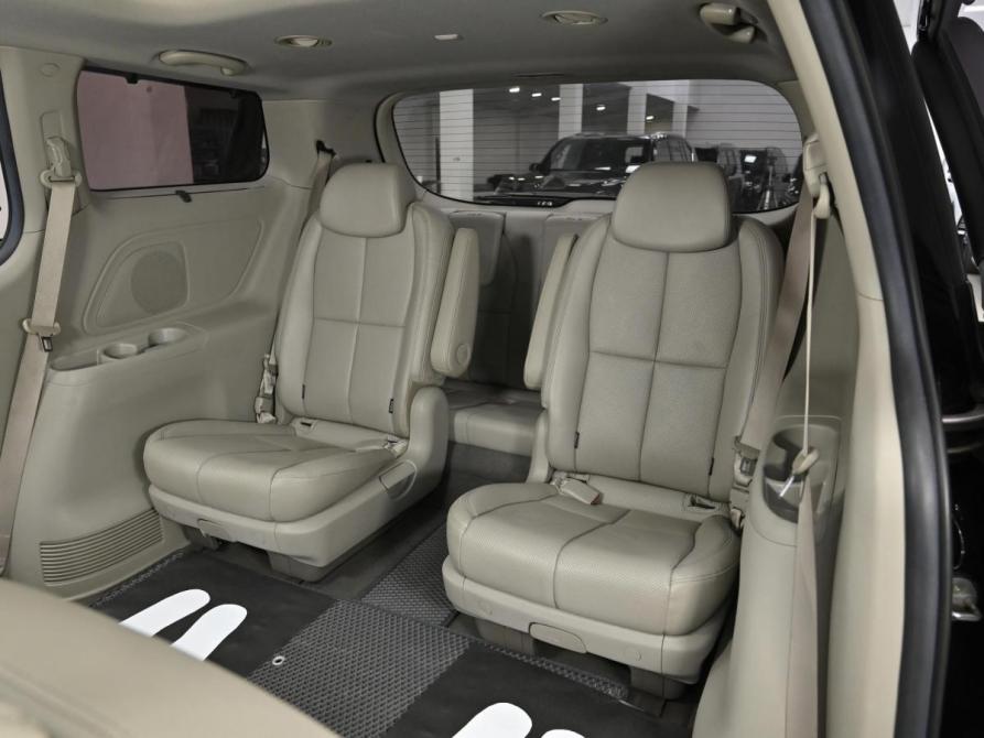 Kia Carnival III Москва  - изображение 18