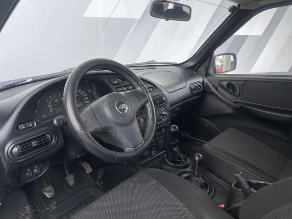 Chevrolet Niva I Рестайлинг с пробегом 2013 года, цена 548 000 рублей, 175618 км, внедорожник, Автокод Объявления