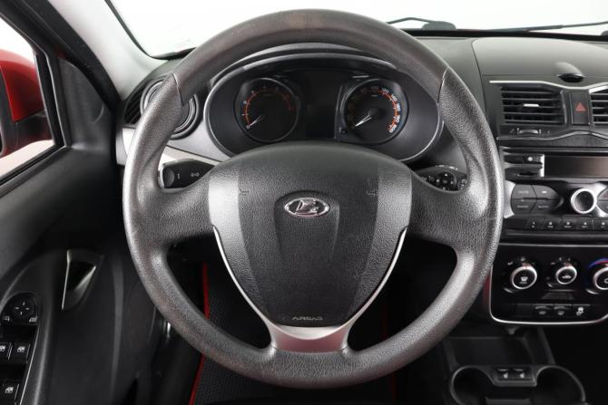 Lada (ВАЗ) Granta I Рестайлинг с пробегом 2019 года, цена 719 000 рублей, 101627 км, лифтбек, Автокод Объявления