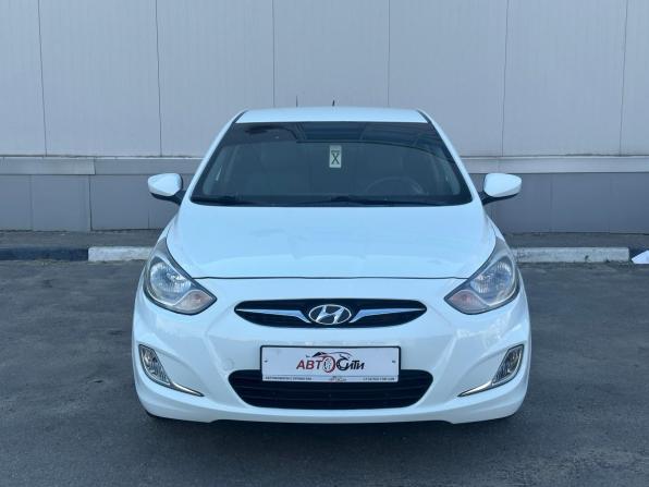 Hyundai Solaris I с пробегом 2013 года, цена 660 000 рублей, 186502 км, седан, Автокод Объявления