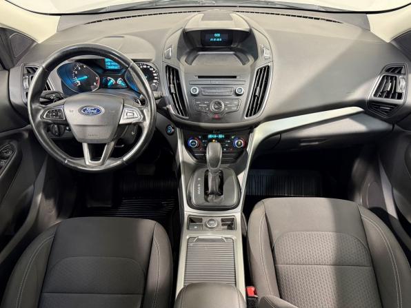 Ford Kuga II Рестайлинг с пробегом 2017 года, цена 1 769 800 рублей, 80000 км, внедорожник, Автокод Объявления