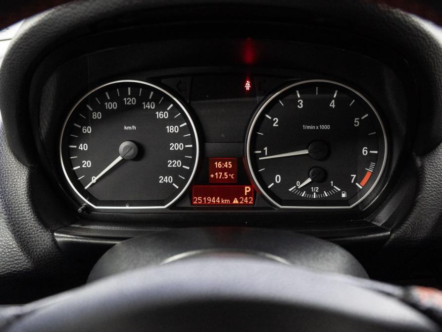 BMW 1 серии I (E81/E82/E87/E88) Рестайлинг Тюмень  - изображение 20