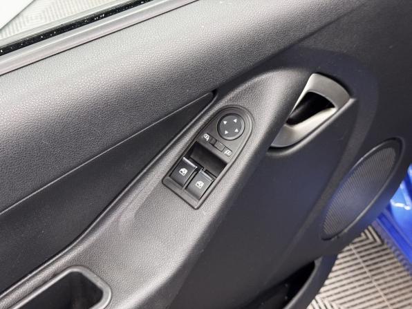 Lada (ВАЗ) Granta I Рестайлинг с пробегом 2019 года, цена 749 000 рублей, 100658 км, седан, Автокод Объявления