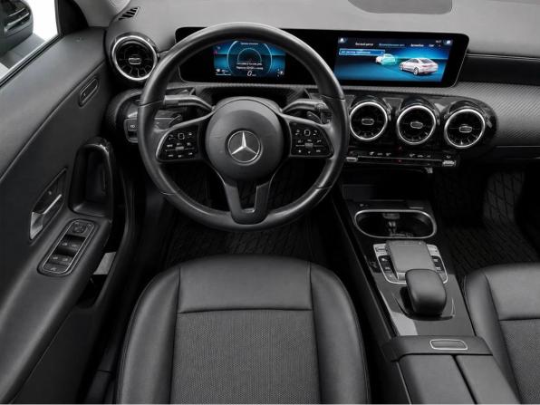 Mercedes-Benz CLA II (C118 X118) с пробегом 2019 года, цена 2 949 900 рублей, 144203 км, седан, Автокод Объявления