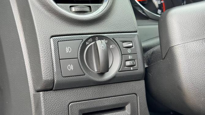 Opel Antara I Рестайлинг с пробегом 2014 года, цена 1 257 000 рублей, 100500 км, внедорожник, Автокод Объявления