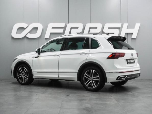 Volkswagen Tiguan II Рестайлинг с пробегом 2021 года, цена 2 498 000 рублей, 240814 км, внедорожник, Автокод Объявления