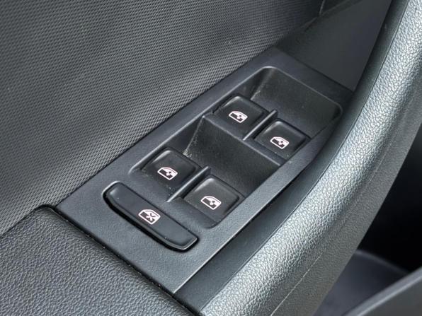 Volkswagen Polo VI с пробегом 2021 года, цена 1 700 000 рублей, 72120 км, лифтбек, Автокод Объявления