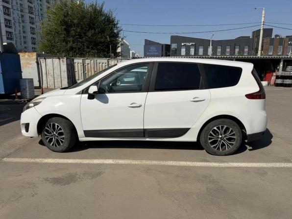 Renault Scenic III с пробегом 2009 года, цена 539 000 рублей, 333913 км, минивэн, Автокод Объявления