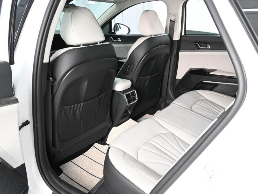 Kia K5 III Рестайлинг Ростов-на-Дону  - изображение 11