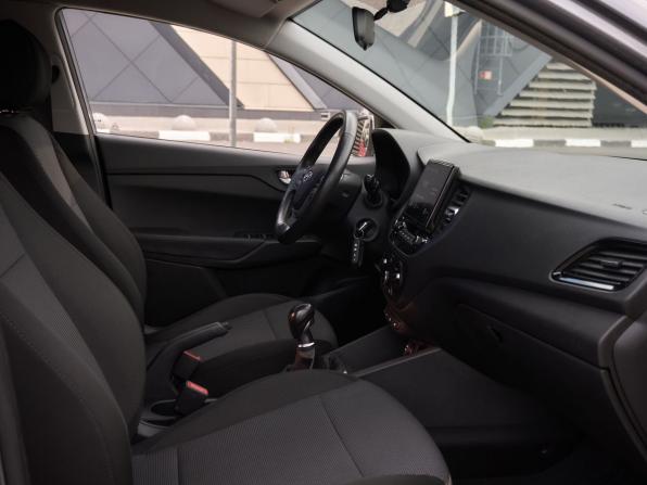 Hyundai Solaris II Рестайлинг с пробегом 2020 года, цена 1 365 000 рублей, 109899 км, седан, Автокод Объявления