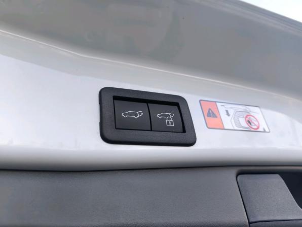 Toyota RAV4 VI (XA60) с пробегом 2025 года, цена 4 199 000 рублей, 10 км, внедорожник, Автокод Объявления