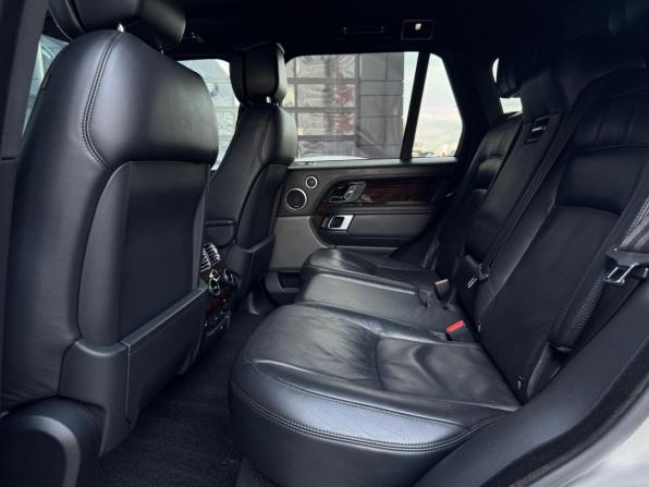 Land Rover Range Rover IV Рестайлинг с пробегом 2019 года, цена 5 750 000 рублей, 152637 км, внедорожник, Автокод Объявления