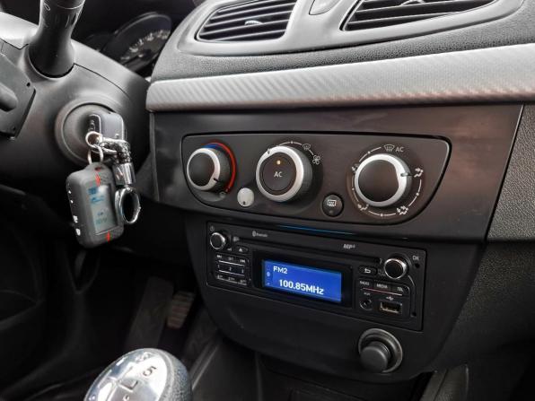 Renault Fluence I Рестайлинг с пробегом 2013 года, цена 699 000 рублей, 171867 км, седан, Автокод Объявления