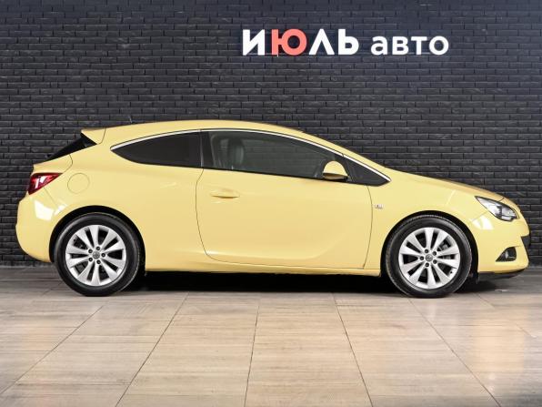 Opel Astra J Рестайлинг с пробегом 2013 года, цена 950 000 рублей, 139862 км, хэтчбек, Автокод Объявления