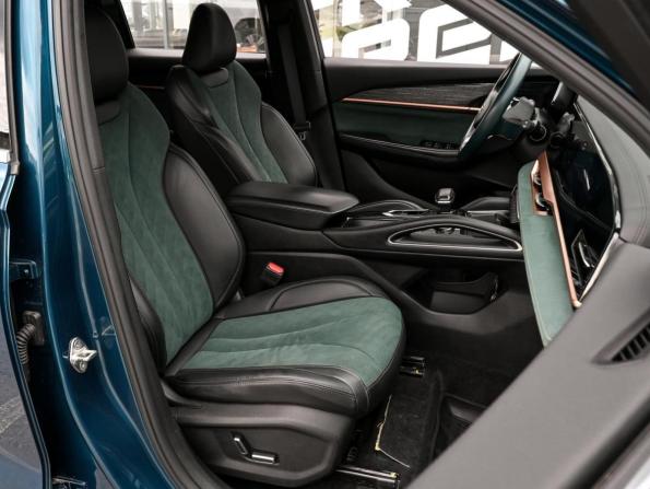 Geely Monjaro I с пробегом 2023 года, цена 3 290 000 рублей, 64723 км, внедорожник, Автокод Объявления