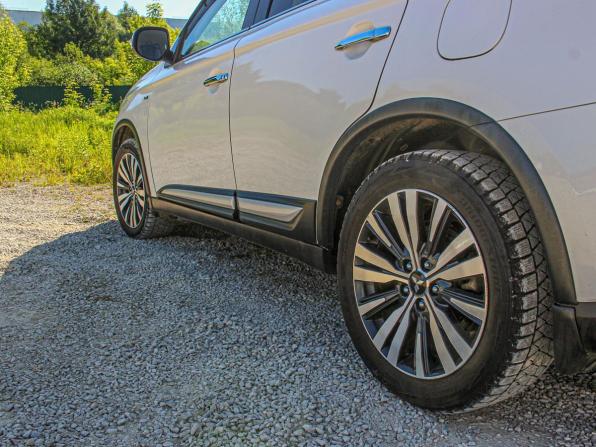 Mitsubishi Outlander III Рестайлинг 3 с пробегом 2019 года, цена 2 536 000 рублей, 144830 км, внедорожник, Автокод Объявления