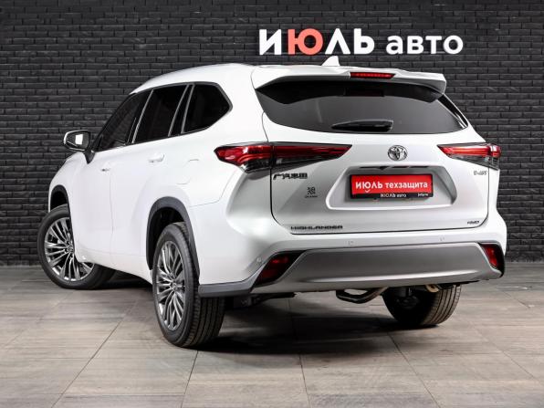 Toyota Highlander IV (XU70) с пробегом 2026 года, цена 5 510 000 рублей, 46 км, внедорожник, Автокод Объявления