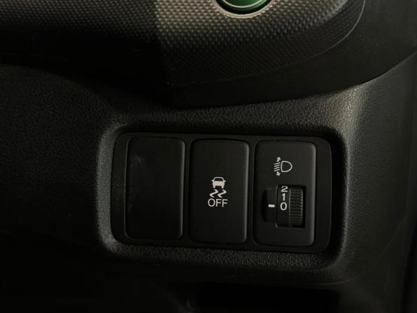 Honda Insight II Рестайлинг с пробегом 2012 года, цена 780 000 рублей, 214124 км, хэтчбек, Автокод Объявления