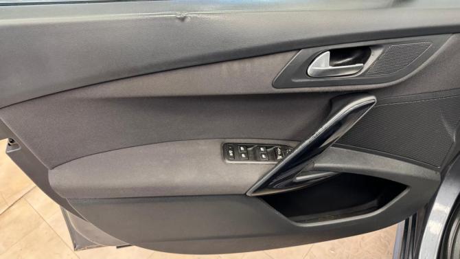 Peugeot 508 I с пробегом 2012 года, цена 495 000 рублей, 242824 км, седан, Автокод Объявления