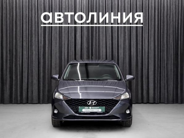 Hyundai Solaris II Рестайлинг с пробегом 2021 года, цена 1 335 000 рублей, 98000 км, седан, Автокод Объявления