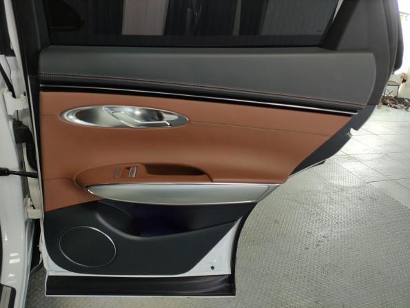Genesis GV70 I с пробегом 2023 года, цена 4 860 000 рублей, 48456 км, внедорожник, Автокод Объявления