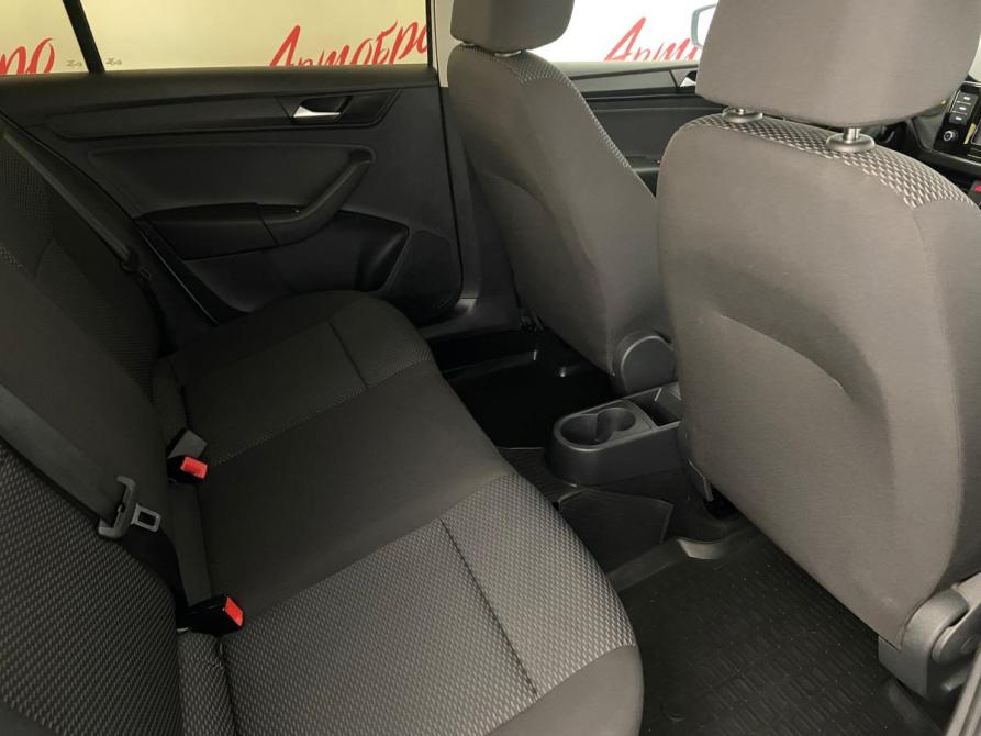 Volkswagen Polo VI Псков  - изображение 13