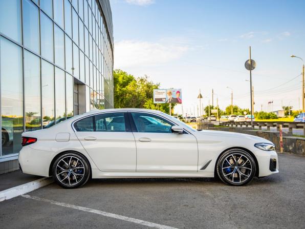 BMW 5 серии VII (G30/G31/G38) Рестайлинг с пробегом 2022 года, цена 5 678 000 рублей, 29810 км, седан, Автокод Объявления