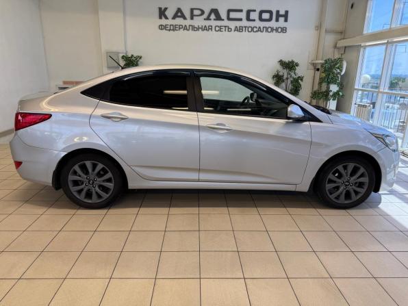 Hyundai Solaris I Рестайлинг с пробегом 2015 года, цена 1 050 000 рублей, 123000 км, седан, Автокод Объявления