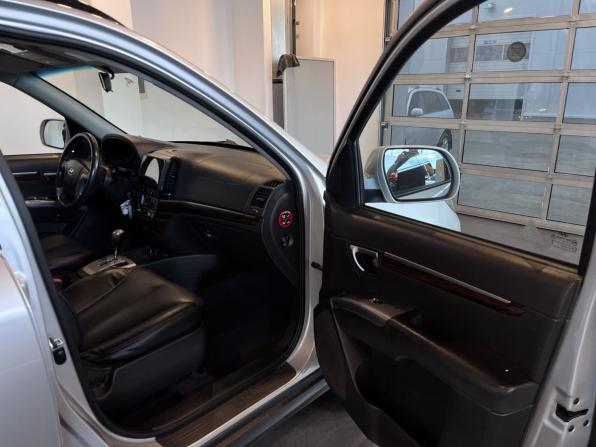 Hyundai Santa Fe II Рестайлинг с пробегом 2011 года, цена 1 217 000 рублей, 259623 км, внедорожник, Автокод Объявления