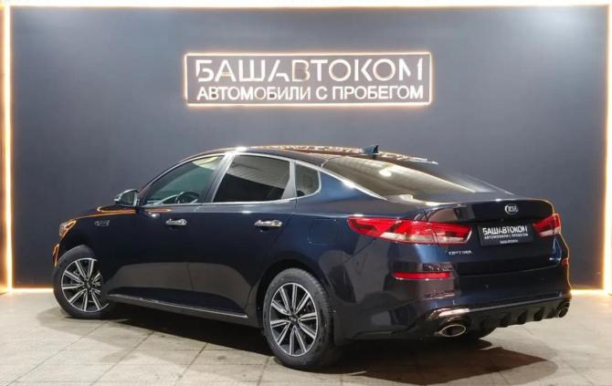 Kia Optima IV Рестайлинг с пробегом 2018 года, цена 1 695 000 рублей, 171903 км, седан, Автокод Объявления