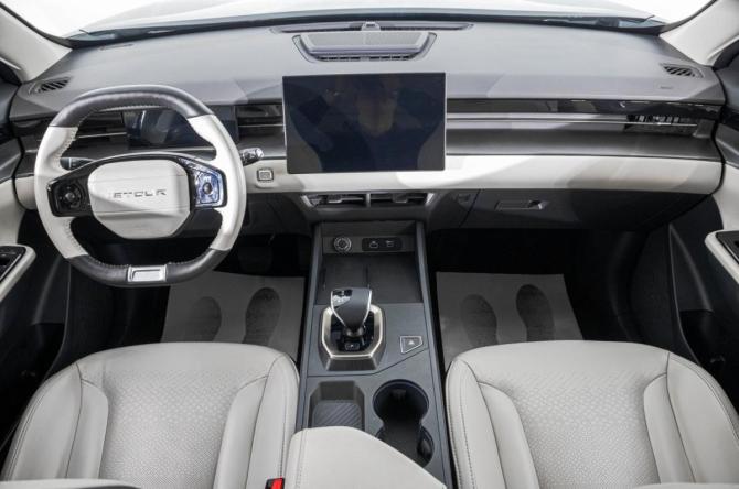 JETOUR DASHING I с пробегом 2023 года, цена 1 999 000 рублей, 71000 км, внедорожник, Автокод Объявления