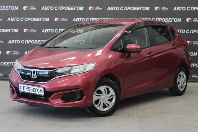 Honda Fit III Рестайлинг с пробегом 2018 года, цена 1 148 000 рублей, 49000 км, хэтчбек, Автокод Объявления