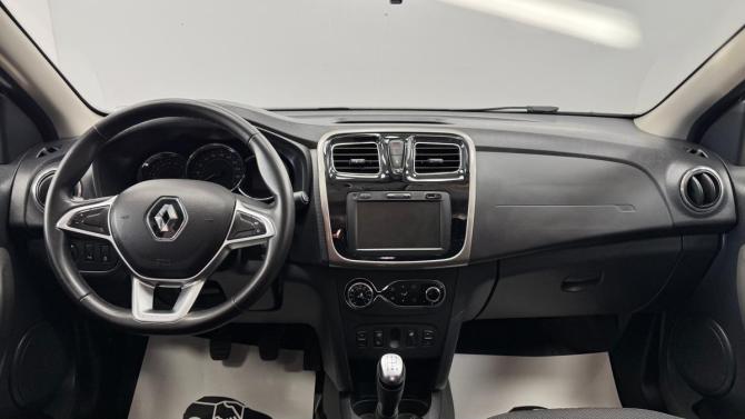 Renault Logan II Рестайлинг с пробегом 2021 года, цена 1 329 000 рублей, 51000 км, седан, Автокод Объявления