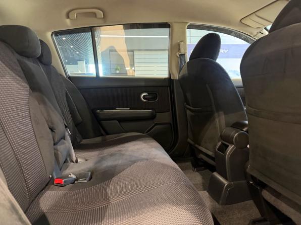 Nissan Tiida I Рестайлинг с пробегом 2010 года, цена 530 000 рублей, 224438 км, хэтчбек, Автокод Объявления