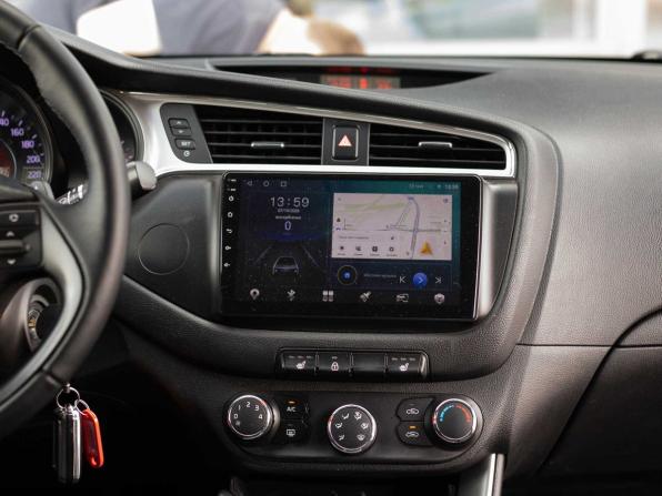 Kia Ceed II Рестайлинг с пробегом 2015 года, цена 880 000 рублей, 168711 км, универсал, Автокод Объявления