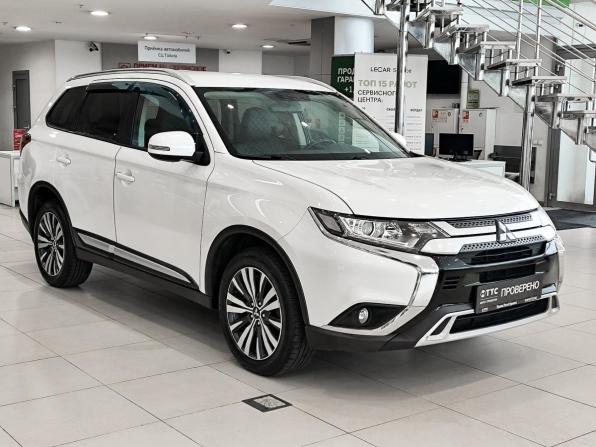 Mitsubishi Outlander III Рестайлинг 3 с пробегом 2020 года, цена 2 420 000 рублей, 134070 км, внедорожник, Автокод Объявления