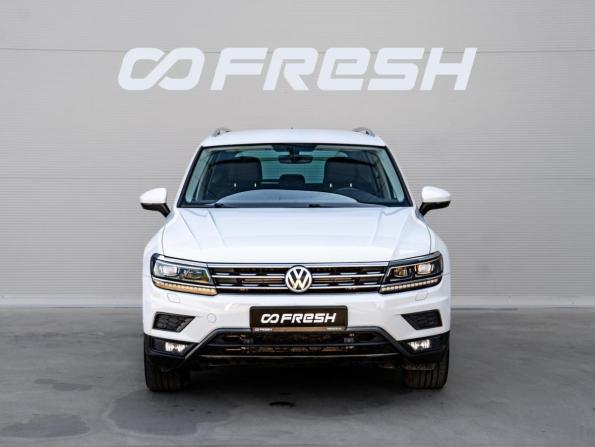 Volkswagen Tiguan II с пробегом 2017 года, цена 2 491 000 рублей, 197726 км, внедорожник, Автокод Объявления