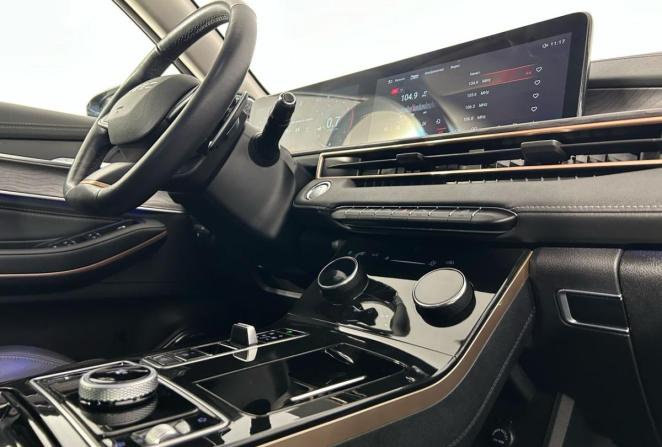 Exeed LX I Рестайлинг с пробегом 2023 года, цена 2 030 000 рублей, 68932 км, внедорожник, Автокод Объявления