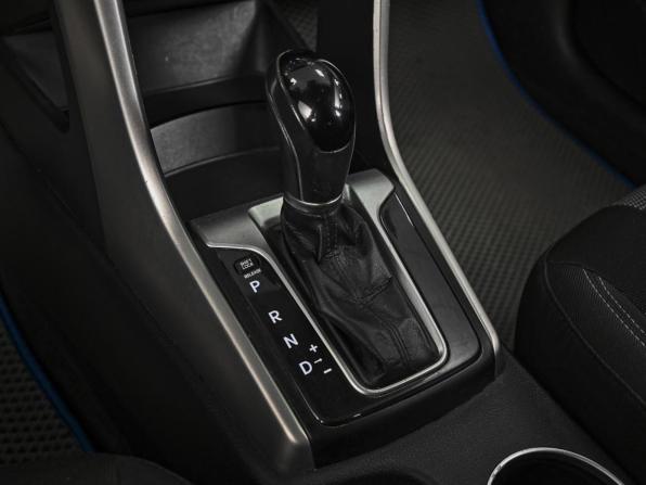 Hyundai i30 II Рестайлинг с пробегом 2015 года, цена 920 000 рублей, 297017 км, хэтчбек, Автокод Объявления