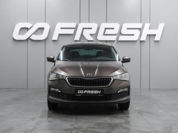 Skoda Rapid II с пробегом 2021 года, цена 1 398 000 рублей, 159580 км, лифтбек, Автокод Объявления