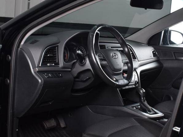 Hyundai Elantra VI (AD) с пробегом 2016 года, цена 1 349 995 рублей, 99416 км, седан, Автокод Объявления