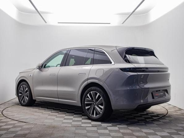 Li Auto (Lixiang) L6 I с пробегом 2024 года, цена 5 595 000 рублей, 65000 км, внедорожник, Автокод Объявления