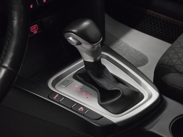 Kia Ceed III с пробегом 2019 года, цена 1 550 000 рублей, 102000 км, универсал, Автокод Объявления
