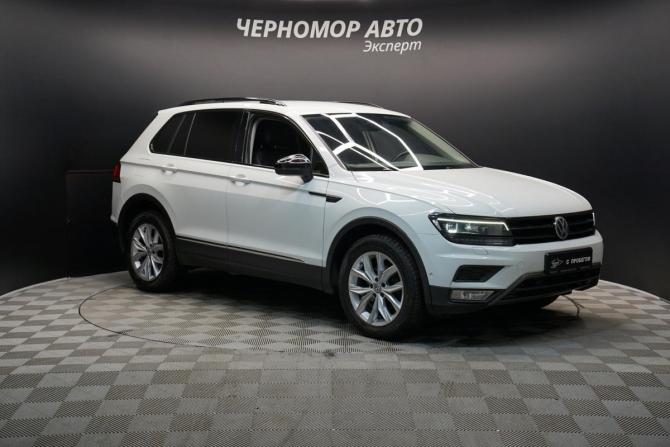 Volkswagen Tiguan II с пробегом 2017 года, цена 2 590 000 рублей, 165000 км, внедорожник, Автокод Объявления