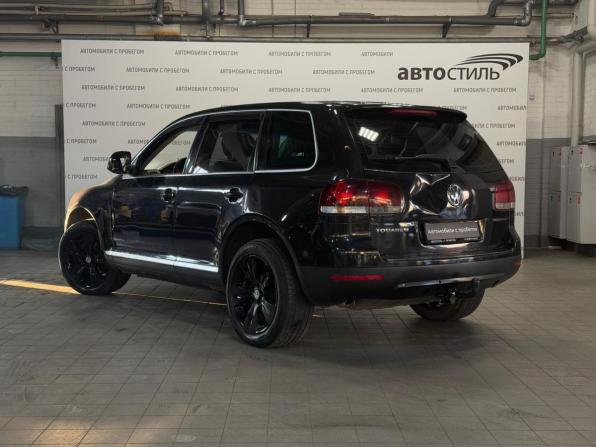 Volkswagen Touareg I Рестайлинг с пробегом 2007 года, цена 699 000 рублей, 364857 км, внедорожник, Автокод Объявления
