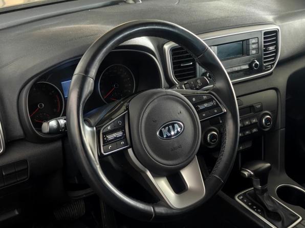 Kia Sportage IV Рестайлинг с пробегом 2018 года, цена 2 120 000 рублей, 70969 км, внедорожник, Автокод Объявления