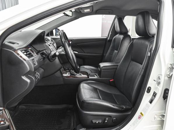 Toyota Camry VII (XV50) Рестайлинг с пробегом 2016 года, цена 2 369 000 рублей, 135374 км, седан, Автокод Объявления