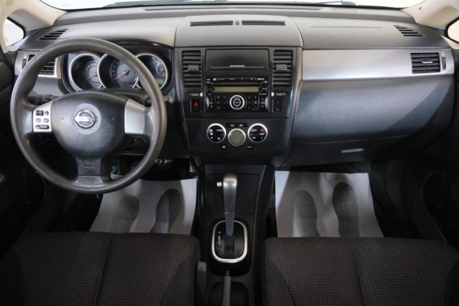 Nissan Tiida I с пробегом 2010 года, цена 879 000 рублей, 181000 км, хэтчбек, Автокод Объявления